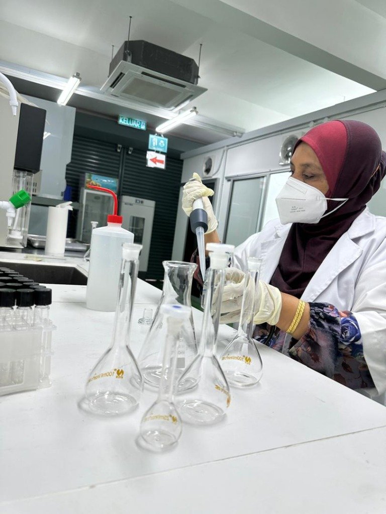 Precision Volumetric Micropipetting for Chemical Analysis
